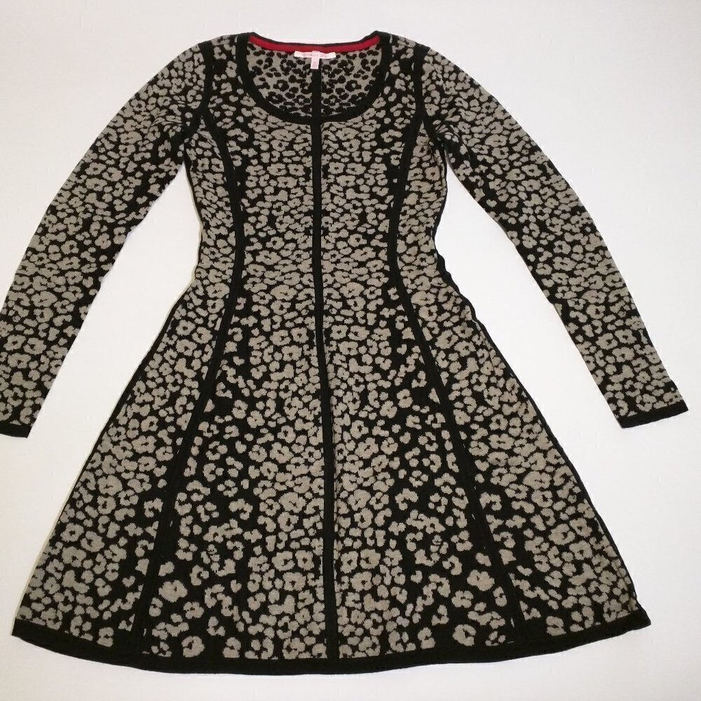 Victoria Secret XS Sweater Dress Leopard Print View 3